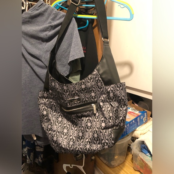 Adelina Madelina Large Purse- 690 $15 or $12 w/offer - Picture 1 of 5